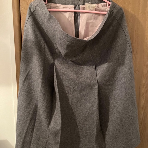 Grey wool skirt - Picture 2 of 2
